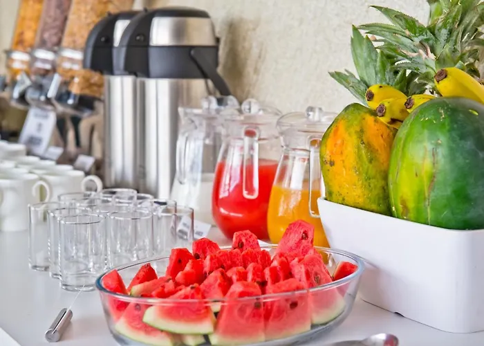 Bloom Hotel - Juhu